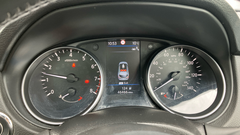 Nissan Qashqai 1.3 DiG-T N-Connecta 5dr Petrol Hatchback